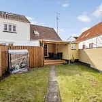 Nyaraló Ae324-marstal-kirkestraede-31